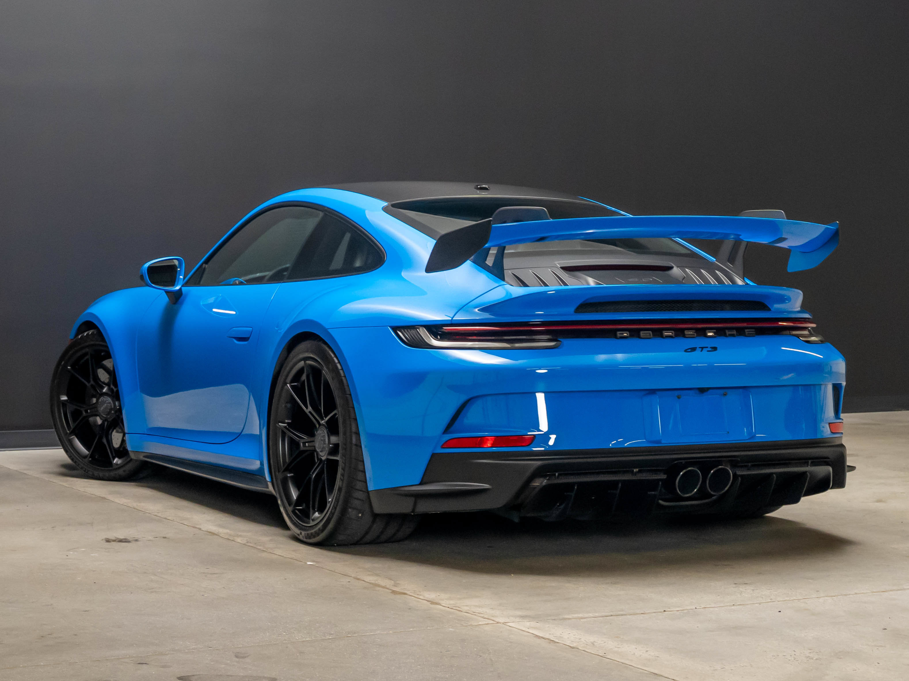 Used 2022 Porsche 911 GT3 RWD image 3