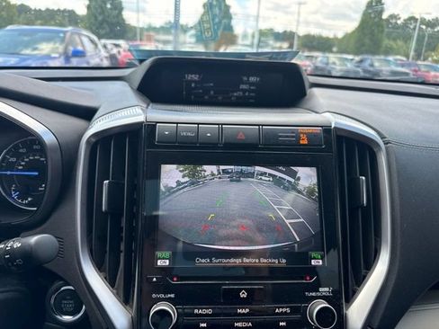 Used 2022 Subaru Ascent Touring AWD/4WD image 14