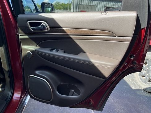 Used 2014 Jeep Grand Cherokee Summit AWD/4WD image 33