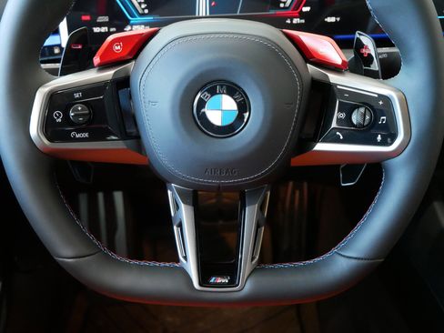 New 2026 BMW M5 w/ Carbon Package image 9