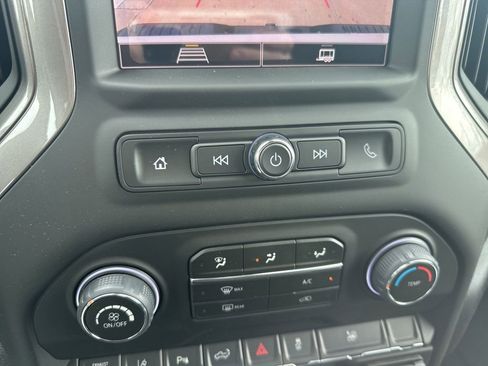 New 2026 Chevrolet Silverado 2500 Custom w/ Custom Value Package AWD/4WD image 17