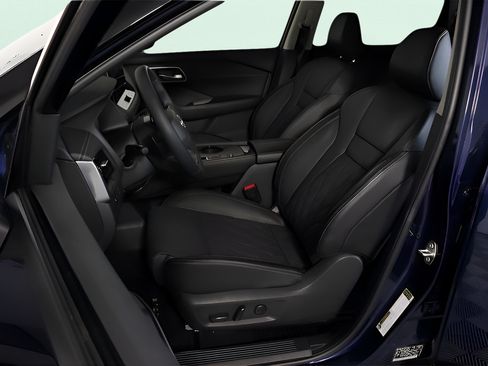 Used 2025 Nissan Rogue Platinum w/ Platinum Premium Package FWD image 15