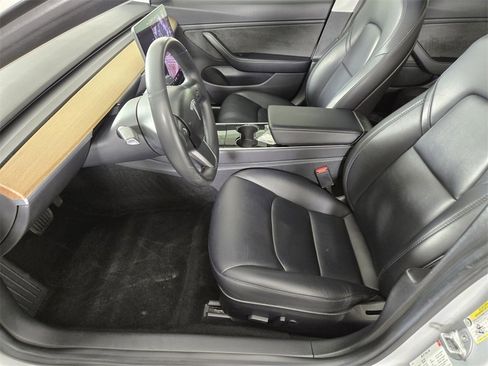 Used 2018 Tesla Model 3 Long Range image 14