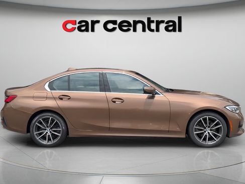 Used 2019 BMW 330i xDrive Sedan w/ Convenience Package AWD/4WD image 6