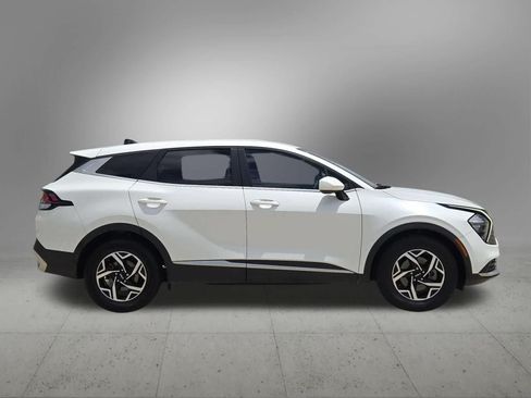 Used 2023 Kia Sportage LX FWD image 7