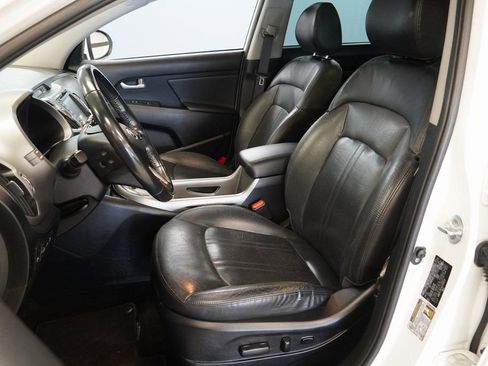 Used 2016 Kia Sportage EX w/ EX Premium Package image 3