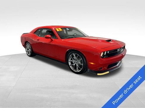 Used 2023 Dodge Challenger GT image 3