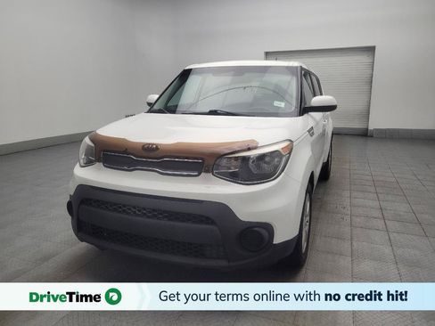 Used 2019 Kia Soul FWD image 1