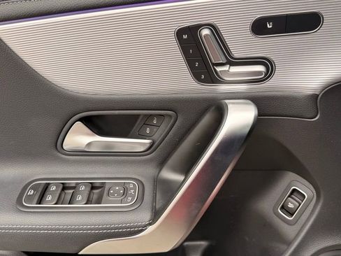 Used 2021 Mercedes-Benz CLA 250 w/ Premium Package image 22