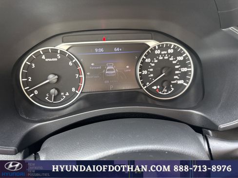 Used 2025 Nissan Altima 2.5 SV image 8