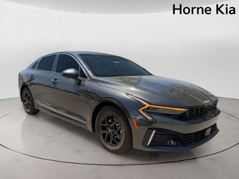 New 2026 Kia K5 LXS FWD image 2