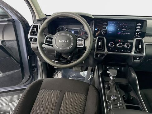 Certified 2023 Kia Sorento LX FWD image 21