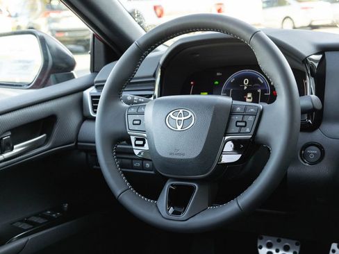 New 2026 Toyota Camry SE FWD image 12