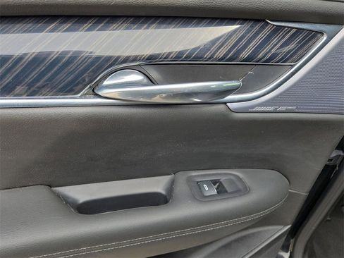 Used 2024 Cadillac XT6 Premium Luxury image 30