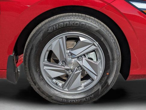 New 2026 Hyundai Elantra SE image 26