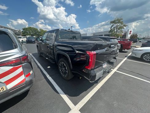 Used 2023 Toyota Tundra Limited RWD image 5