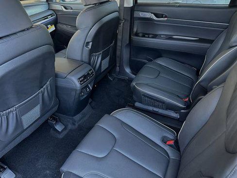 New 2025 Hyundai Palisade Limited image 14