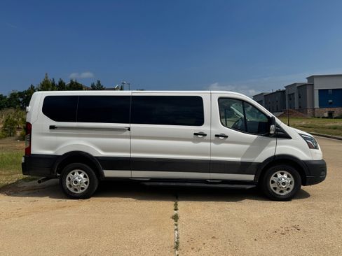 New 2024 Ford Transit 350 XL image 28