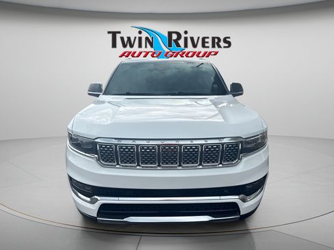 Used 2024 Jeep Grand Wagoneer L Series III AWD/4WD image 7