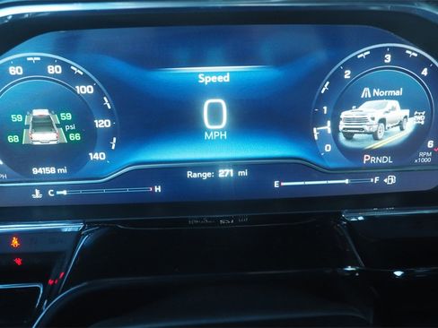 Used 2024 Chevrolet Silverado 2500 LT image 17