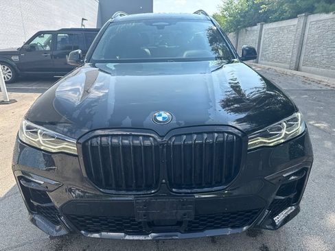 Used 2019 BMW X7 xDrive50i w/ M Sport Package AWD/4WD image 9