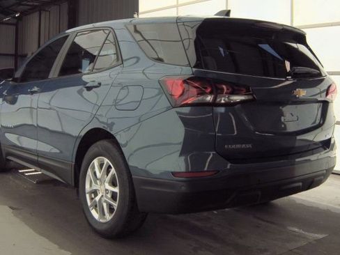Used 2024 Chevrolet Equinox LS image 4