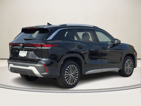 New 2026 Volkswagen Tiguan S AWD/4WD image 3