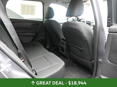 Used 2024 Nissan Rogue S image 25