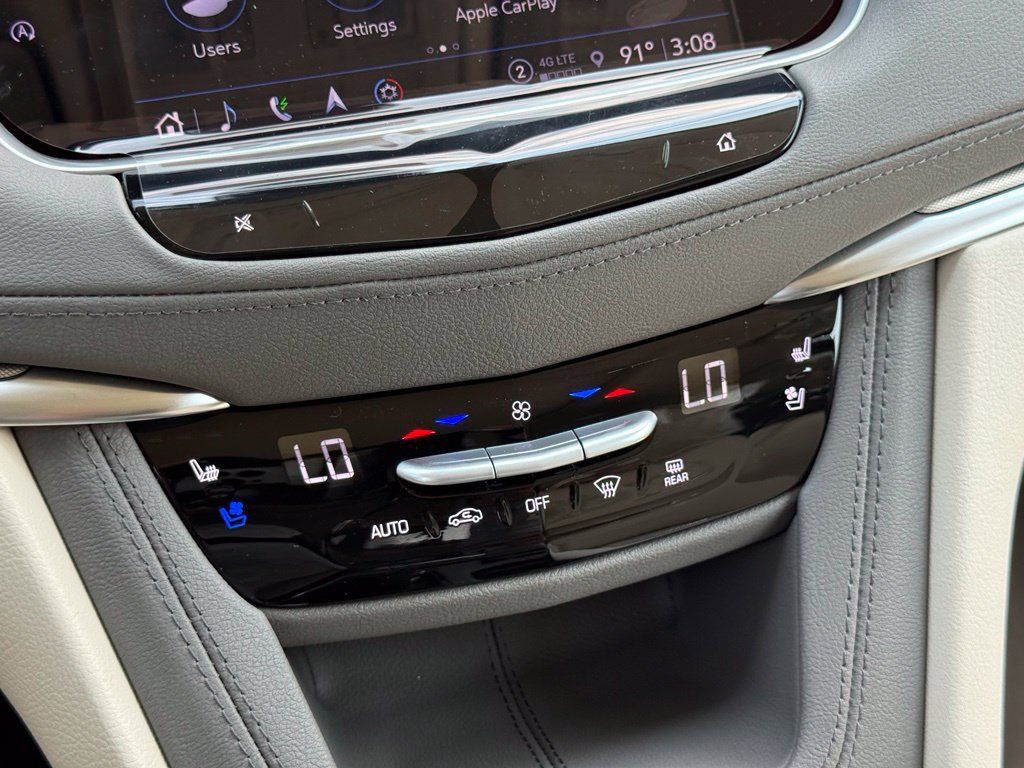 Certified 2026 Cadillac XT5 Premium Luxury w/ Driver Assist Package FWD image 29