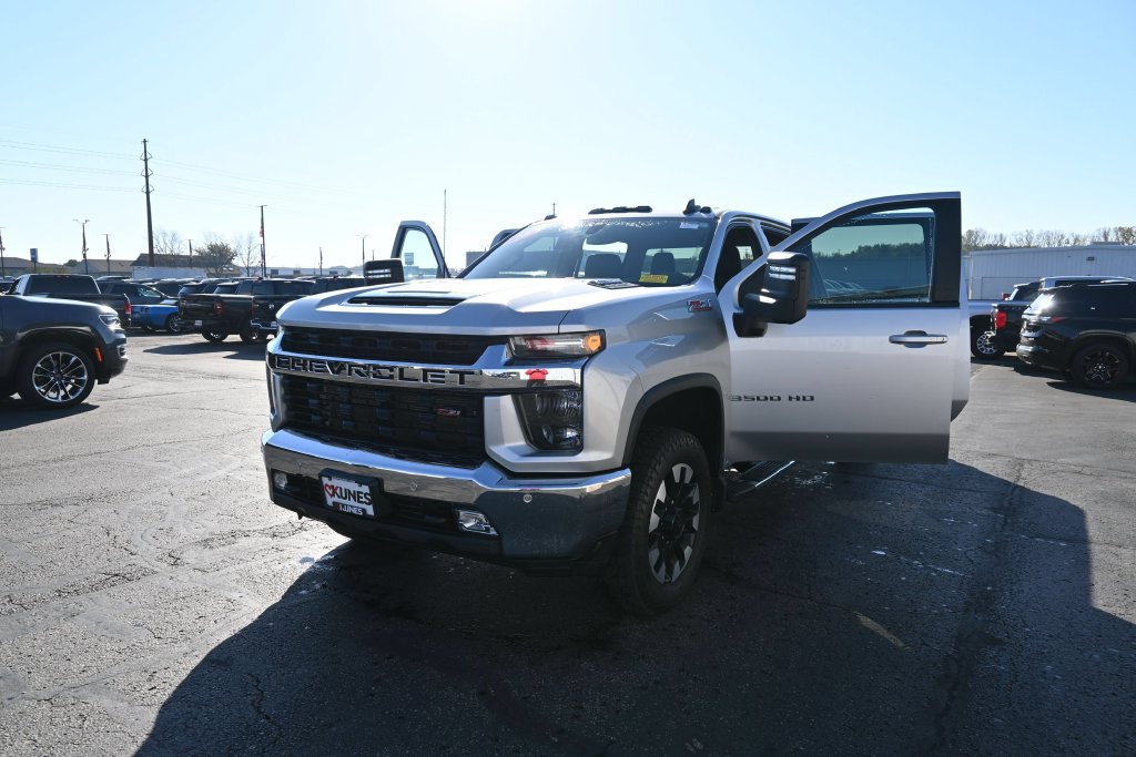 Used 2020 Chevrolet Silverado 3500 LT w/ All Star Edition AWD/4WD image 42