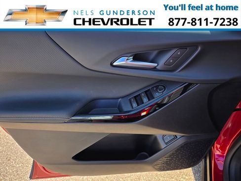 New 2026 Chevrolet Equinox LT w/ Convenience Package II AWD/4WD image 17
