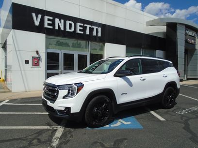 Used 2024 GMC Terrain AT4
