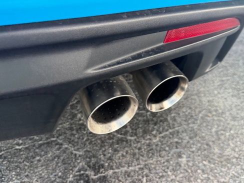 Used 2022 Chevrolet Camaro LT RWD image 11