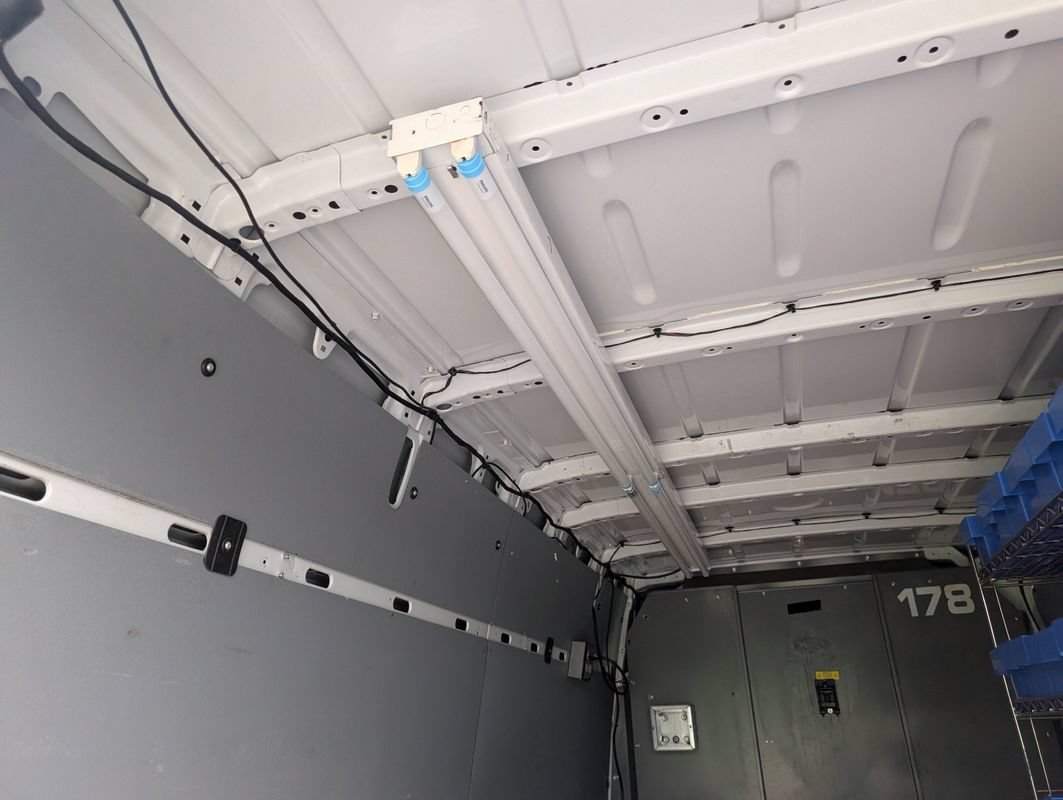 Used 2015 Mercedes-Benz Sprinter 2500 image 39