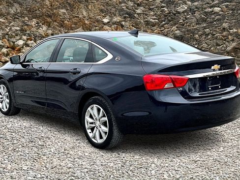 Used 2017 Chevrolet Impala LT w/ Convenience Package image 11