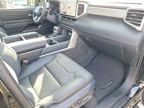 Used 2023 Toyota Tundra Limited image 35