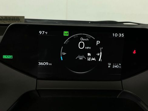 Used 2024 Toyota Prius Prime Premium image 25