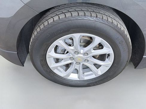 Used 2020 Chevrolet Equinox LS FWD image 15