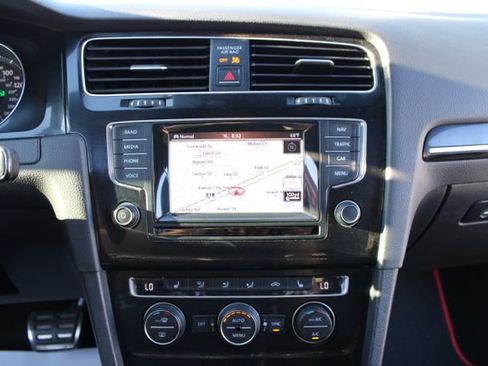 Used 2015 Volkswagen GTI S FWD image 22