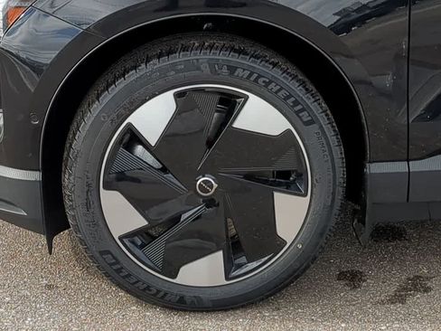 New 2026 Volvo EX30 Ultra w/ Climate Package image 13