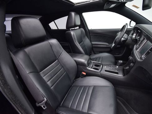 Used 2013 Dodge Charger R/T image 17