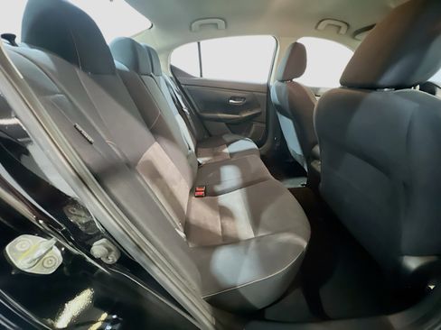 Used 2022 Nissan Sentra SR w/ Midnight Edition FWD image 18