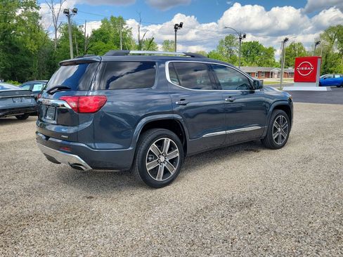 Used 2019 GMC Acadia Denali w/ Technology Package AWD/4WD image 3