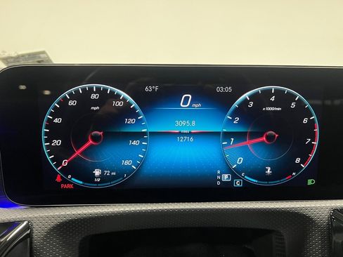 Used 2023 Mercedes-Benz CLA 250 4MATIC image 32