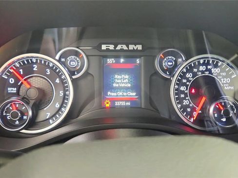 Used 2023 RAM 1500 Big Horn AWD/4WD image 25