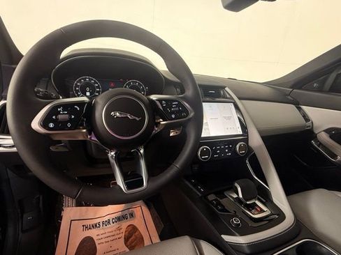 New 2024 Jaguar E-PACE R-Dynamic SE image 20