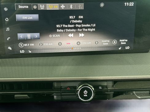 Used 2025 Nissan Murano SV FWD image 21
