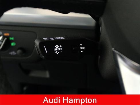 Certified 2025 Audi Q5 2.0T Premium Plus AWD/4WD image 21