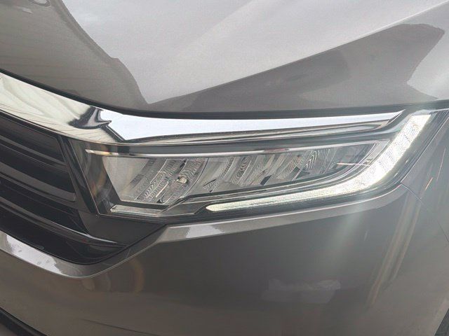 Certified 2022 Honda Odyssey Touring image 10