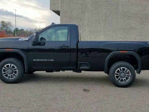 New 2025 GMC Sierra 2500 SLE w/ SLE Convenience Package image 36